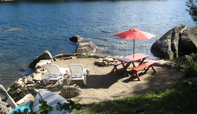Modern Water's Edge Home - Dedham, ME Lucerne-in-Maine, Dog Friendly