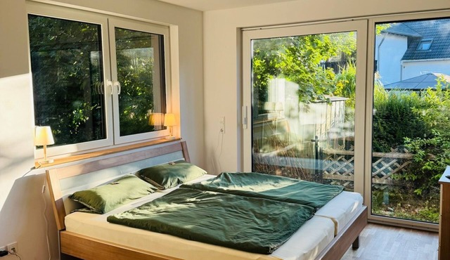 Modern, well-kept, bright new-build granny apartment