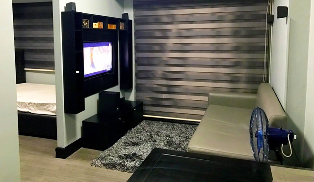 Modern Zen Studio 34 with golf course view at Forbeswood Parklane BGC The Fort