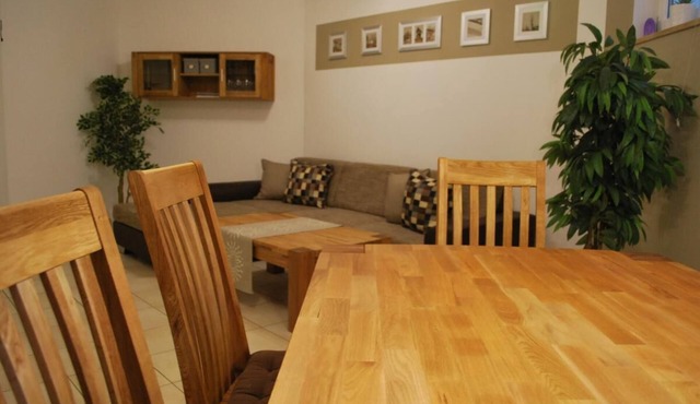 Moderne Ferienwohnung (80qm) mit gemütlicher Sitzecke im Garten