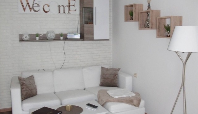 moderne helle Ferienwohnung in Heilbronn/Sontheim