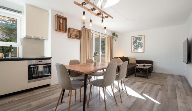Moderne Wohnung mit Parkplatz