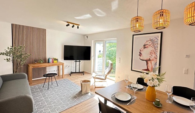 Modernes 2-Schlafzimmer Business EG Wohnung in Ehningen, IBM, Mercedes-Benz Sindelfingen, S-Bahn und A81 mit Parkplatz