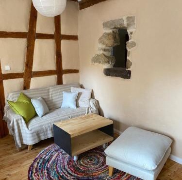 Modernes Apartment in historischem Gebäude
