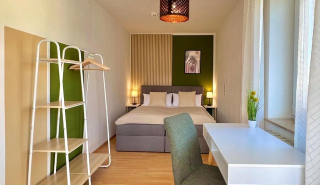 Modernes Apartment mit Balkon