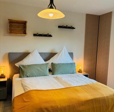 Modernes Apartment "Rebennah" Küche, Top Anbindung für Urlaub & Beruf