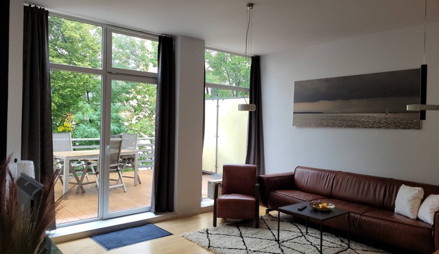 Modernes Loft mit Großer Terrasse und Zwei Kostenlosen Parkplätzen