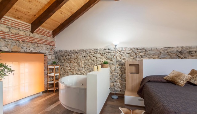 Modernidad y Tradicion se Fusionan en Este Estudio en Santander