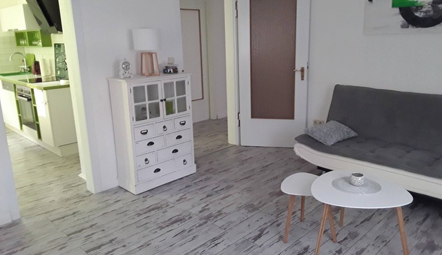 Modernly furnished 2-room apartment in 70376 Stuttgart-Münster