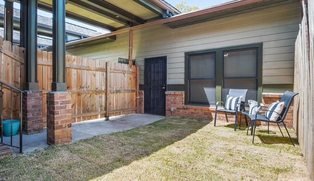 Modish and Spacious Gem | In the heart of Atlanta