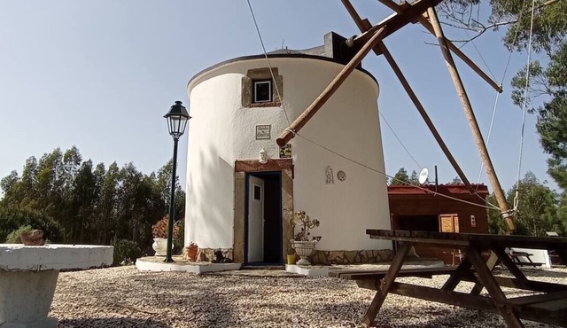 Moinho da Amélia-Sleep in a Windmill+Breathtaking Mountain View+Private Pool