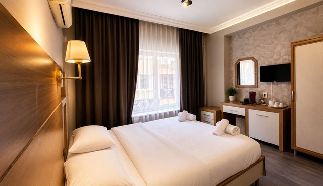 Mola Otel