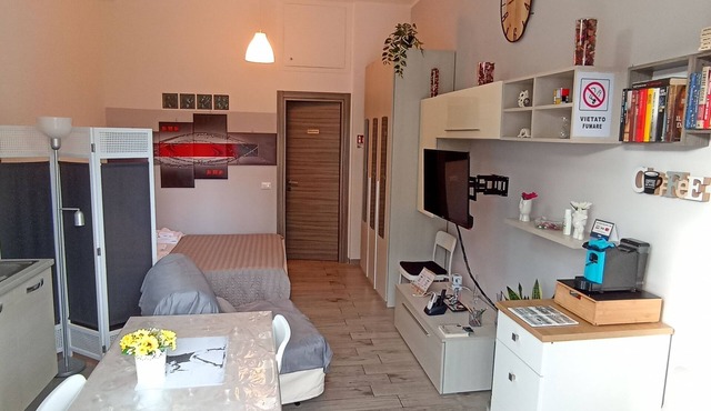 Mole-LOFT house between Rome and the Castelli Romani near Ciampino Airport.
