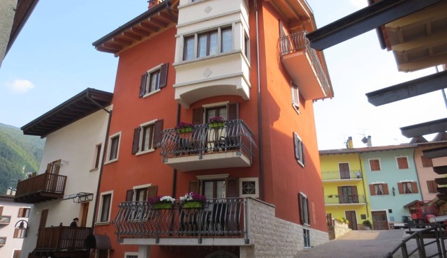 MOLVENO BOUTIQUE