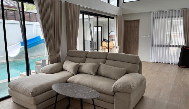 Momhouse Pool villa near Ao nang beach