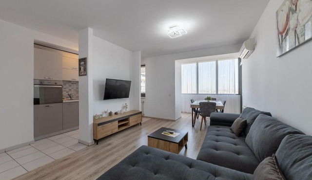 Monaco Grand Apartments By CityBookings