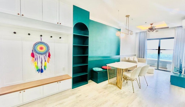 Monarchy B apartment