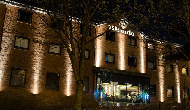 Mondo Hotel