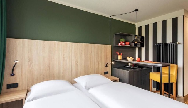Monheim Escape: Quiet Retreat w/Modern Comfort Near Monamare Erlebnisbad