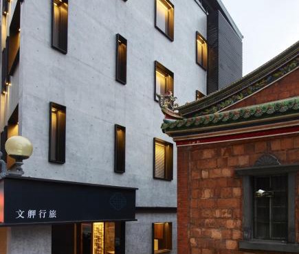 Monka Hotel