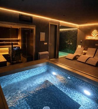 MONTE PINE CHALETS