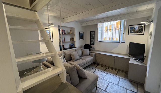 Monterosso Al Mare: Mansion in the historic center just steps from the sea