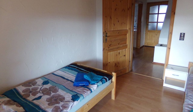 Monteurwohnung Bw04, 92qm mit 3 Schlafräume und Balkon für Max. 8 Personen