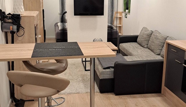 Monteurwohnung Inkl. Wlan, Smart-tv, Küche, Waschmaschine, Parkplatz