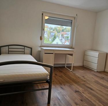 Monteurzimmer - Privatzimmer Unterkunft Siegen zentrale Lage mit Ausblick