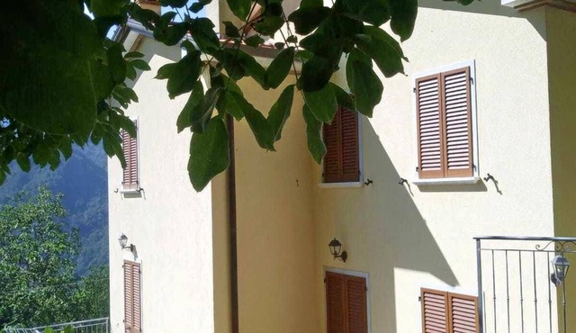 MONTI&MARE "comfortable refuge in the Apuan Alps."