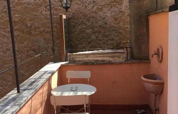 Montoro 15 Attic Suite