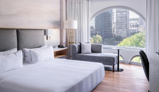Montreal Marriott Chateau Champlain
