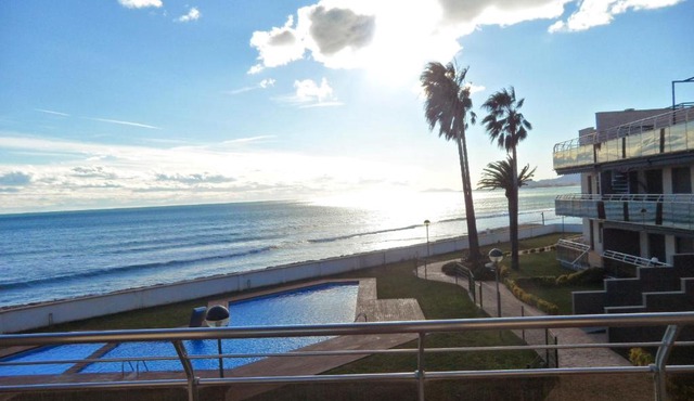 MONTROIG BAHIA NEAR CAMBRILS MIAMI COSTA DORADA SEASIDE LUXUS App MINIMAL STAY 2 NIGHTS