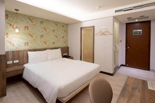 Moon Hotel Xinxing