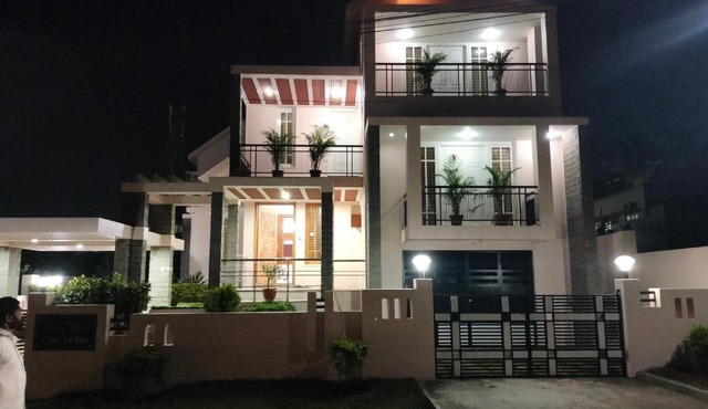 Moon villa