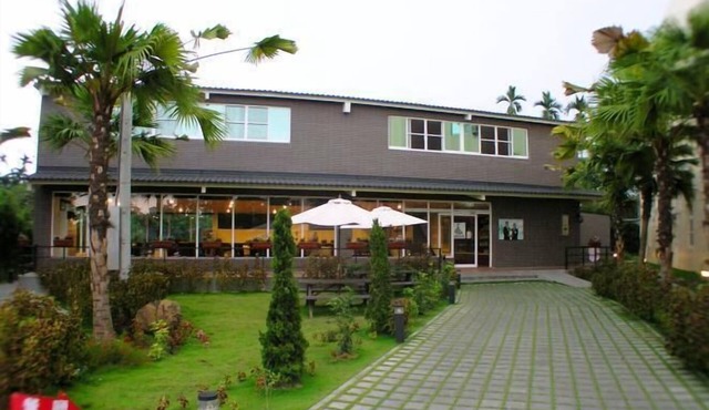Moon Villa