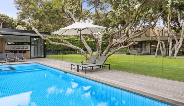 Moonah Pool and Spa Retreat Portsea