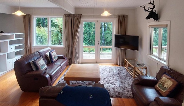 Morere Cottage Accommodation