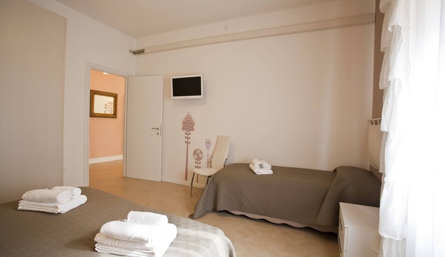MORGAN SUITE