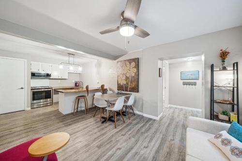 Morning Glory Apt - Charming Accessible 3 Bedroom