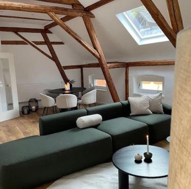 Mosel-Charm - Urige Dachgeschosswohnung für 6 Personen - 3 Schlafzimmer, Fahrradkeller & Gratis WLAN - BG Living & Hosting