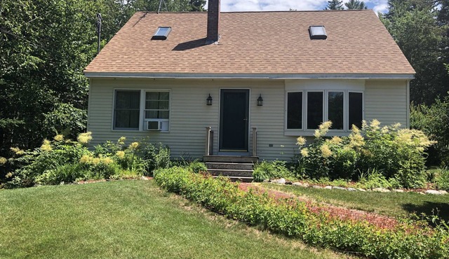 "Moss Mountain Cottage" Clean, Private, Central MDI - 2025 updated kitchen