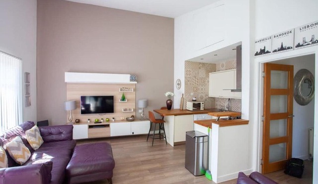 Mosspark Boulevard Exec Apartment ii - Free Parking