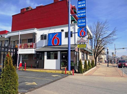 Motel 6 Baltimore MD