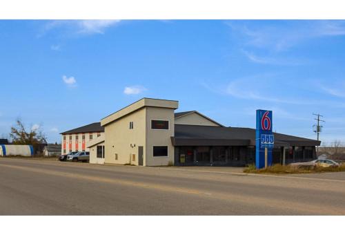 Motel 6 Kerrobert, SK