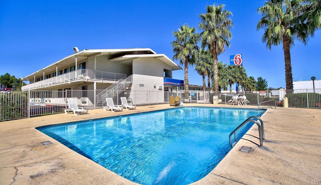 Motel 6 Nogales, AZ - Mariposa Road