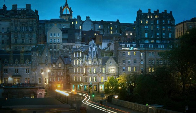 Motel One Edinburgh-Royal
