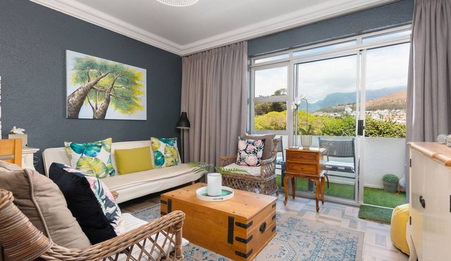 Mouille Point Studio with Breathtaking Views
