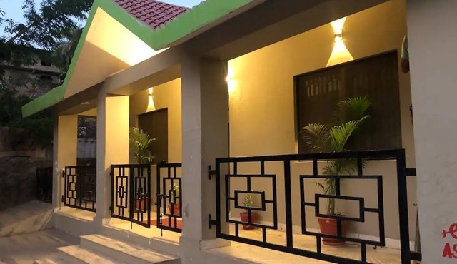 Mount Abu's Premier 5-Bed Villa: Luxury Meets Nature's Serenity!