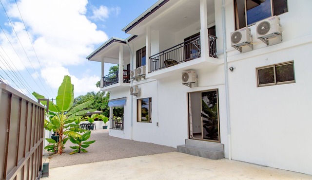 Mount Simpson, 2-Beds, Sleeps 4, 5 mins to Beach